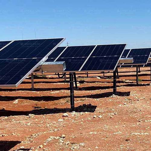 自動可調(diào)節(jié)光伏支架系統(tǒng)